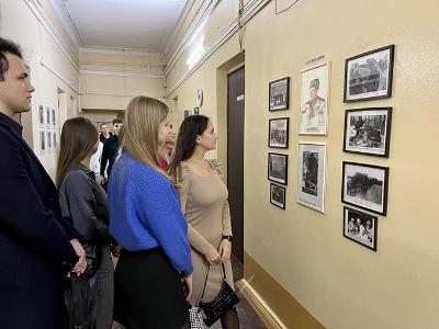 Архивы-школе: студенты-юристы в гостях у архивистов