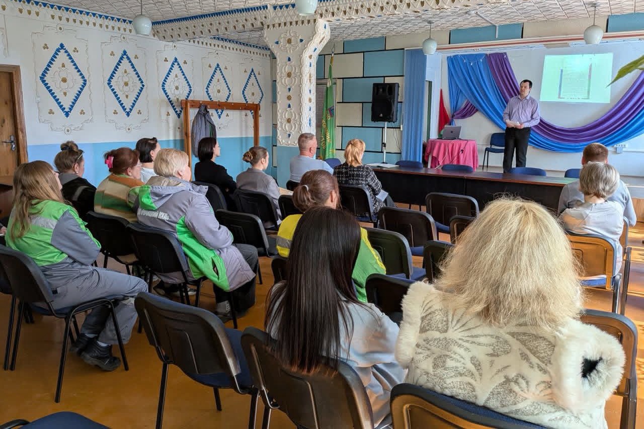 Речицкие архивисты провели мероприятие ко Дню единения народов Беларуси и России