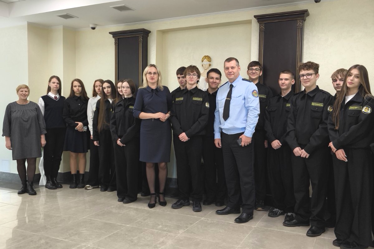 Гимназисты класса ОПИ из Калинковичей заглянули в судебное закулисье