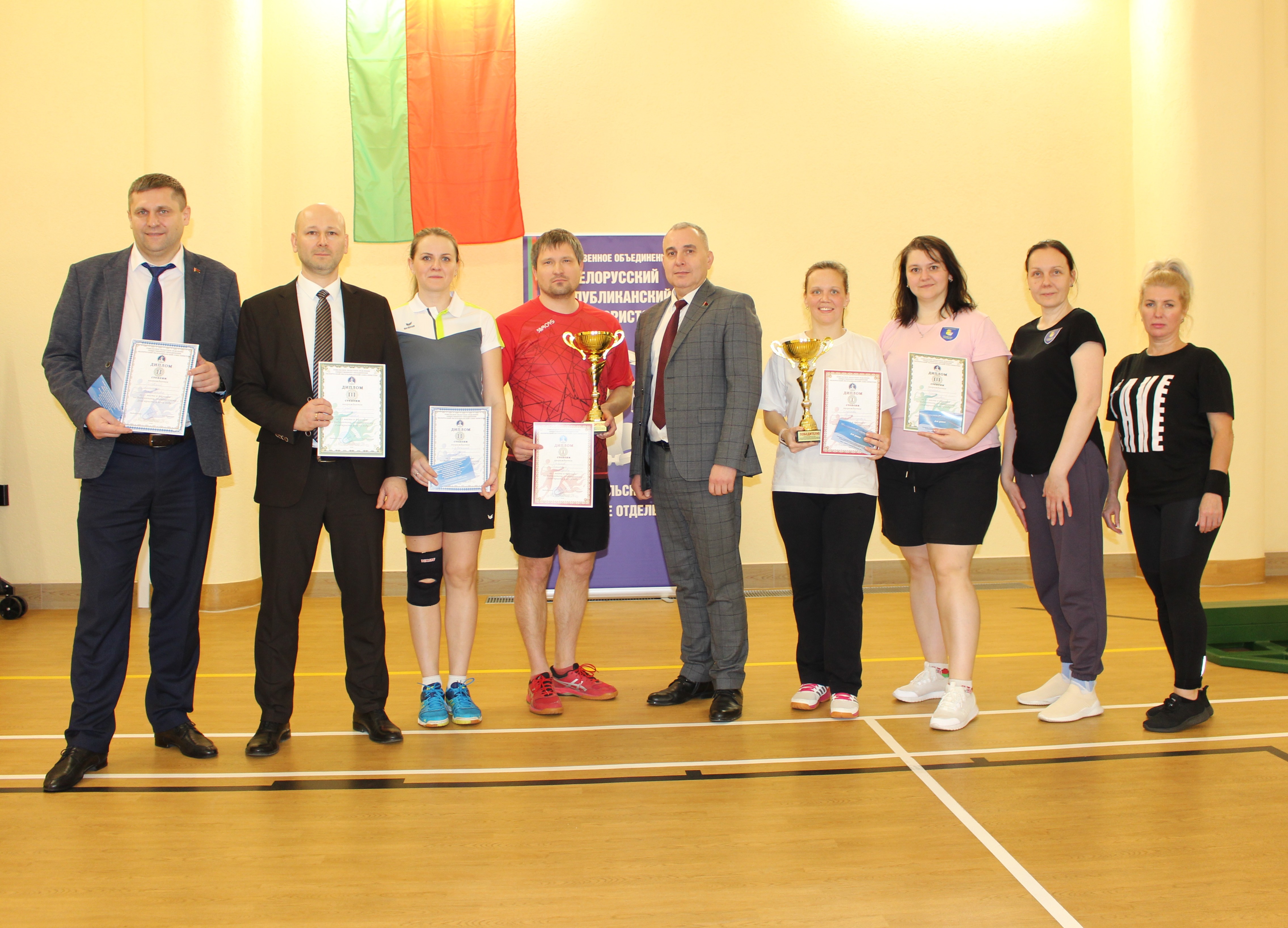 Турнир по бадминтону ко Дню юриста